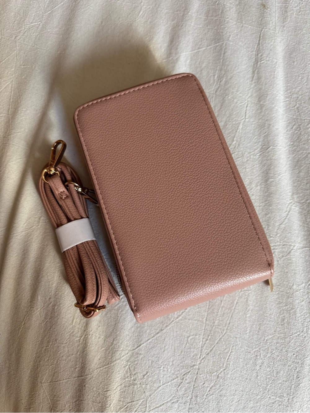 Avon Pebbled Blush Phone Wallet Crossbody